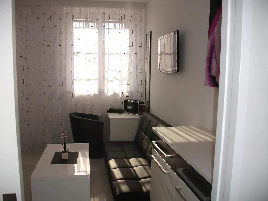 *** Guest house Vienna Central Rooms Austria