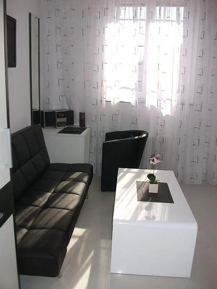 Vienna Central Rooms Guest house