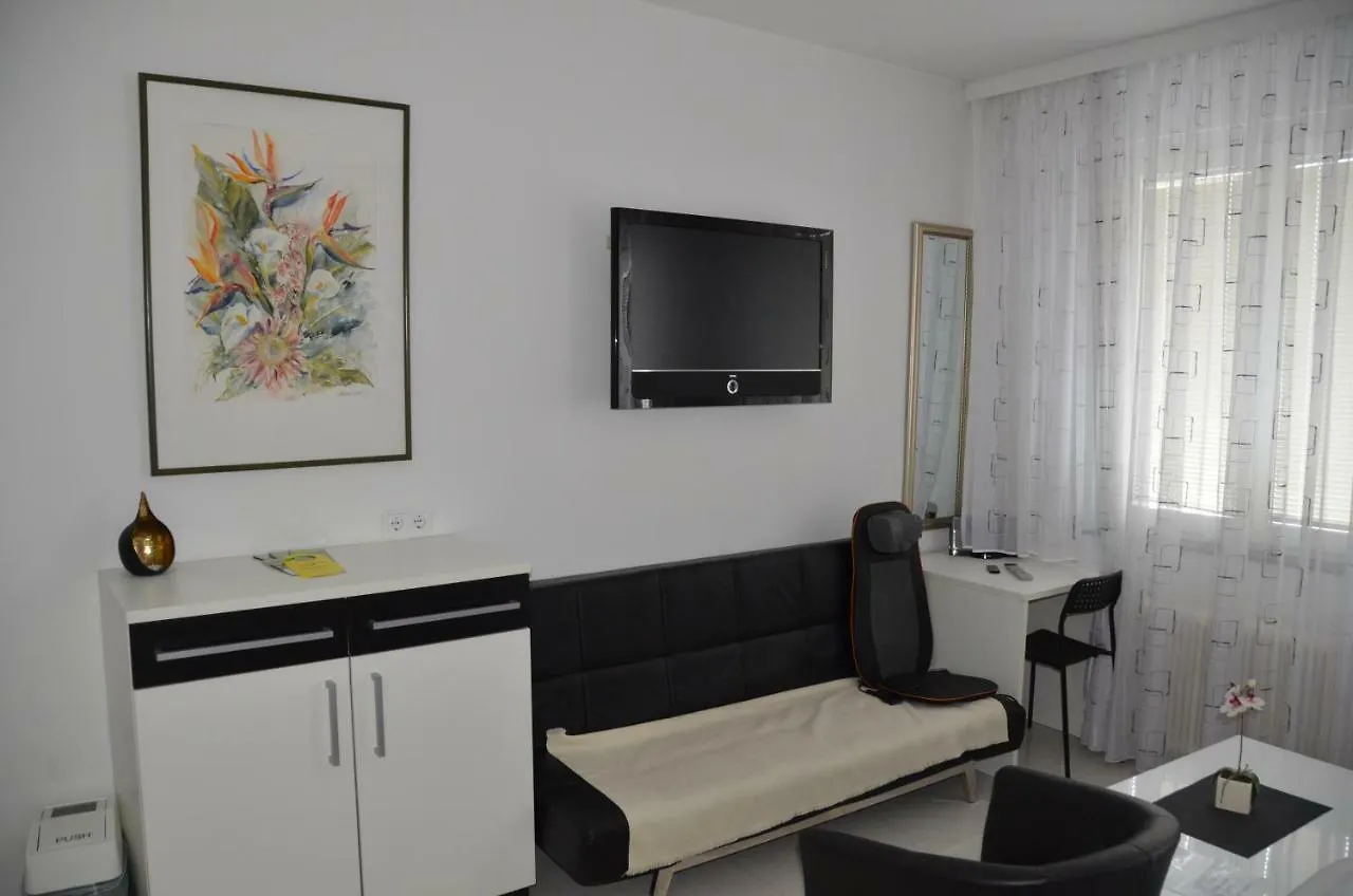 Vienna Central Rooms Guest house