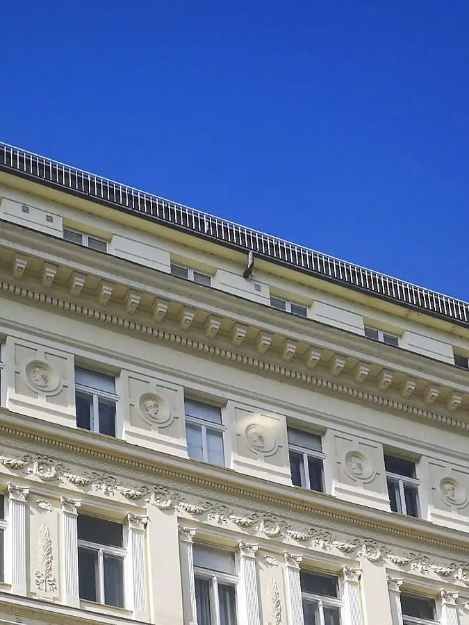 Vienna Central Rooms Guest house
